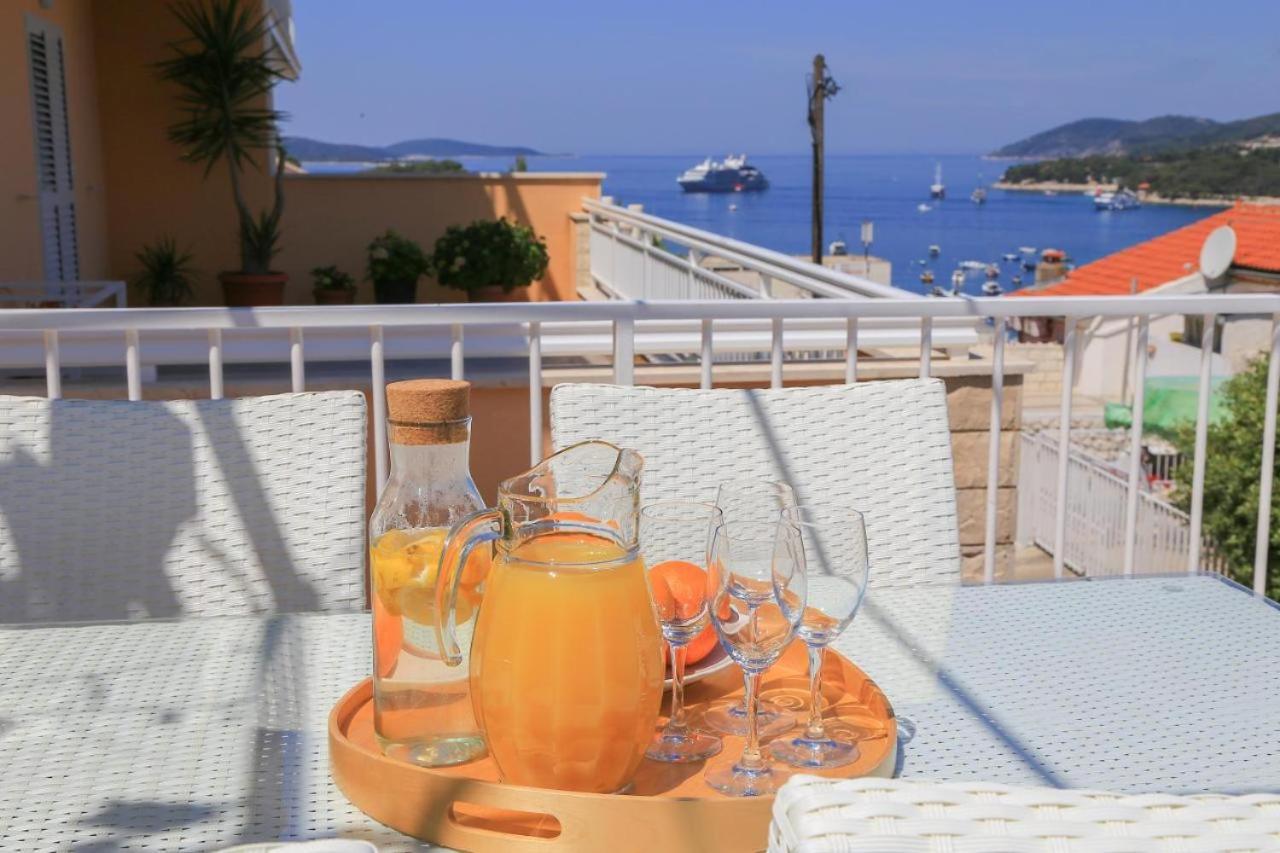 Apartment Sunny Elza 2 Hvar Town Dış mekan fotoğraf